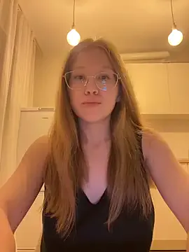 seraphine23 – webcam model profile photo Image 13