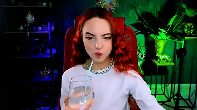 Megu_Melon – webcam model profile photo Image 12