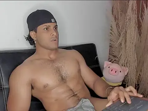 Nonchan_ – webcam model profile photo Image 11