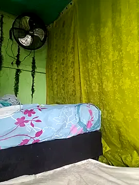  – webcam model profile photo Image 16