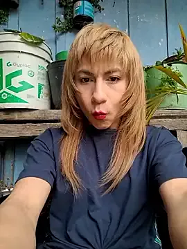  – webcam model profile photo Image 6