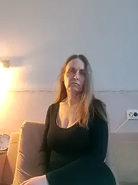 Evelina_cute Image 2