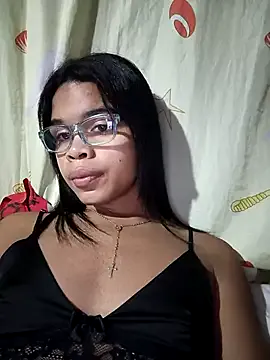  – webcam model profile photo Image 5