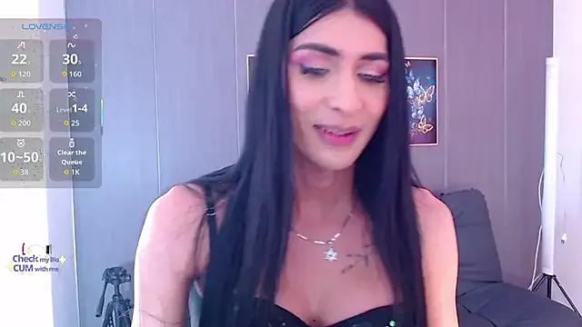 LushianaFitness – webcam model profile photo Image 13