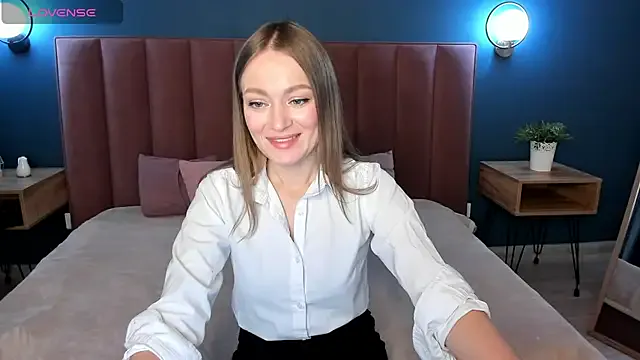 camille-w – webcam model profile photo Image 8