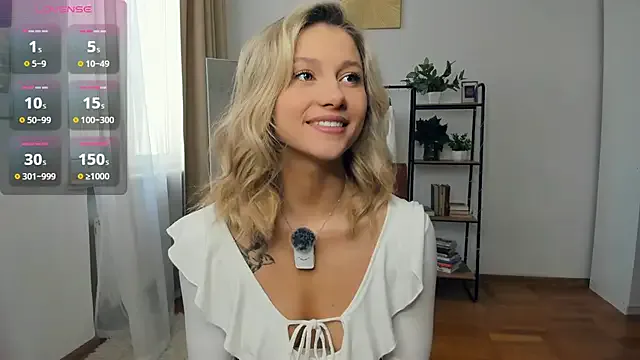 seraphine23 – webcam model profile photo Image 13