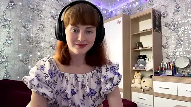 Nonchan_ – webcam model profile photo Image 3