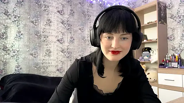 Nonchan_ – webcam model profile photo Image 4