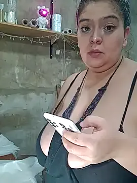 _chanMOMO_ – webcam model profile photo Image 2