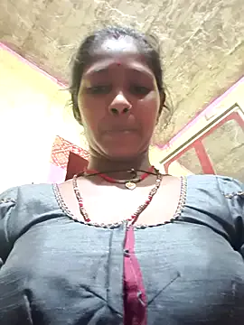 melana_love – webcam model profile photo Image 10