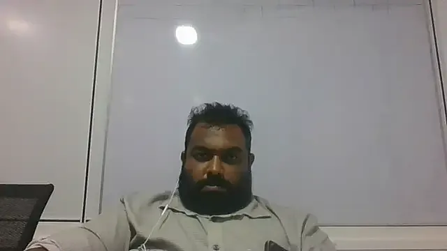 Queen_sofiyaa – webcam model profile photo Image 14