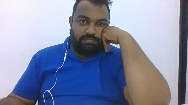 Queen_sofiyaa – webcam model profile photo Image 8