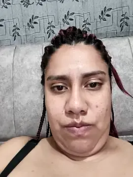 _chanMOMO_ – webcam model profile photo Image 4