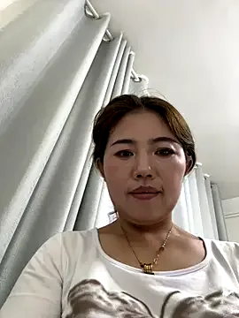 Nonchan_ – webcam model profile photo Image 4