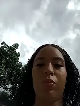 maataaan – webcam model profile photo Image 2