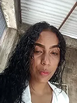 maataaan – webcam model profile photo Image 5