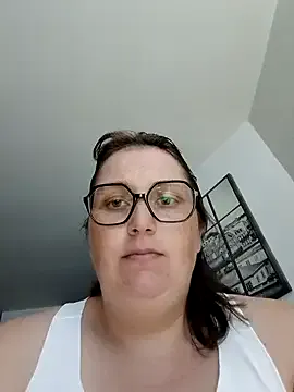 Priyajaanbaby – webcam model profile photo Image 5