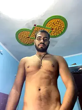 roouse – webcam model profile photo Image 12