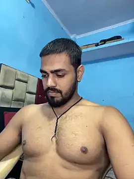 roouse – webcam model profile photo Image 16