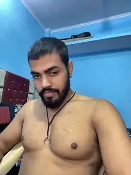 roouse – webcam model profile photo Image 19