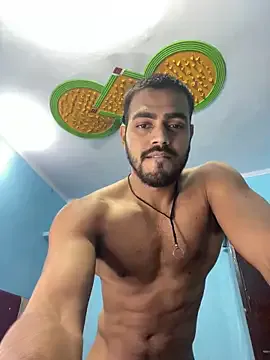 roouse – webcam model profile photo Image 9