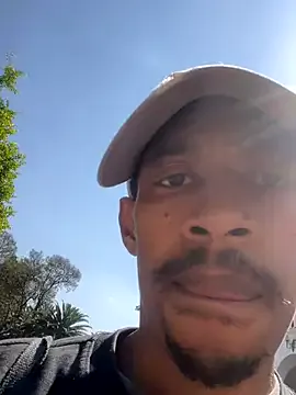 RYUTA_9911 – webcam model profile photo Image 6