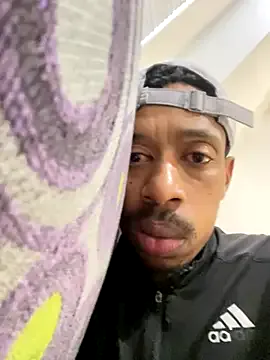 RYUTA_9911 – webcam model profile photo Image 8