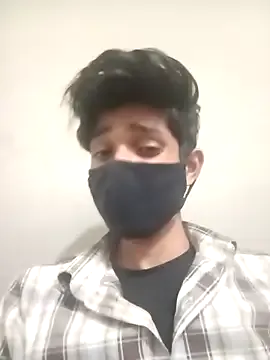 Awesomelusty on FreeCamNet Image 2