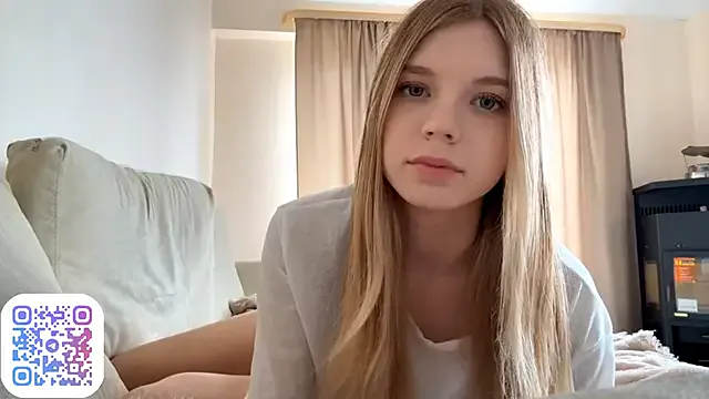 roouse – webcam model profile photo Image 7