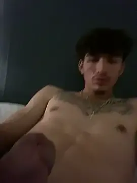  – webcam model profile photo Image 9