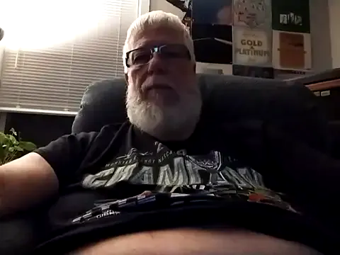 roouse – webcam model profile photo Image 17