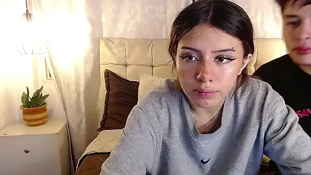 Maddy_Rouse_ on FreeCamNet Image 2