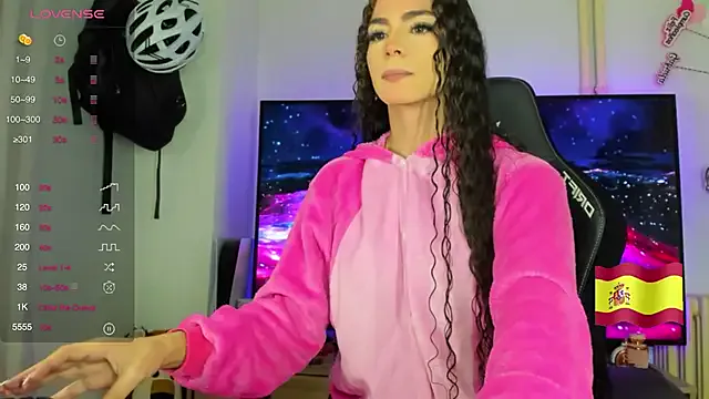 Yui-Ch – webcam model profile photo Image 12