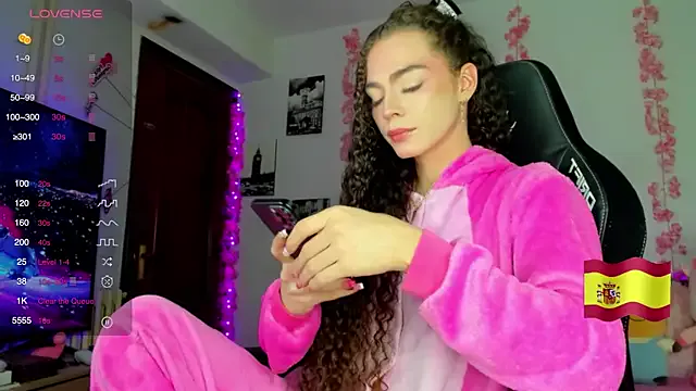 Yui-Ch – webcam model profile photo Image 18