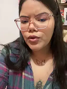 Humsafa-13 – webcam model profile photo Image 5