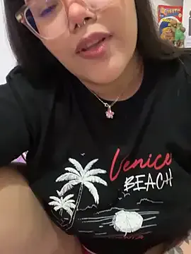 Humsafa-13 – webcam model profile photo Image 7