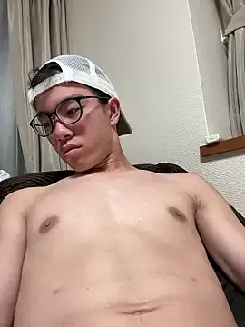 Yui-Ch – webcam model profile photo Image 5