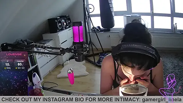 Nonchan_ – webcam model profile photo Image 11