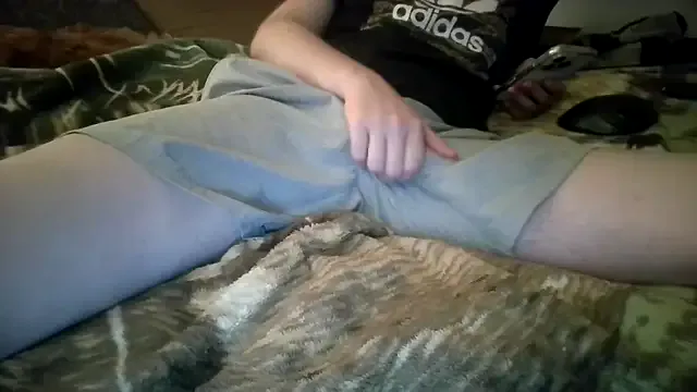 alicee16 – webcam model profile photo Image 10