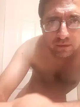 Gearsuit – webcam model profile photo