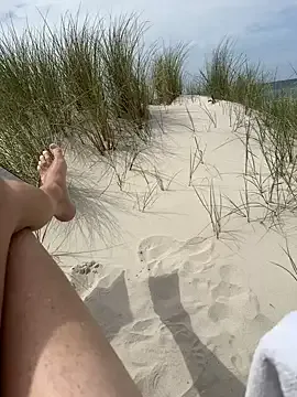  – webcam model profile photo Image 3