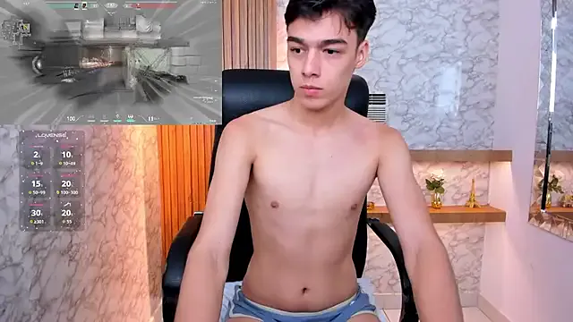  – webcam model profile photo Image 13