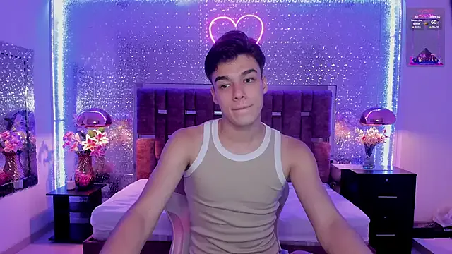  – webcam model profile photo Image 3