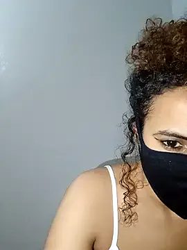 ghadiraa – webcam model profile photo