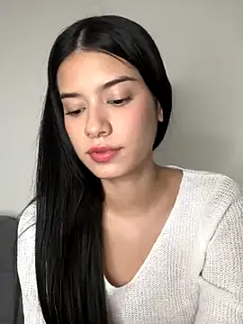 Nonchan_ – webcam model profile photo Image 12