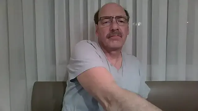 NANA_7 – webcam model profile photo Image 7