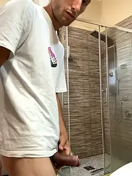 roouse – webcam model profile photo Image 7