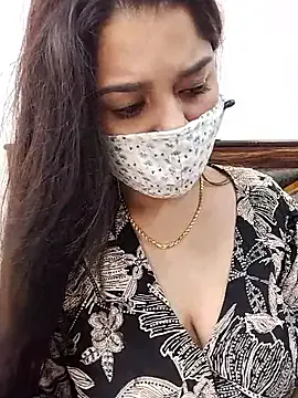 Megu_Melon – webcam model profile photo Image 10