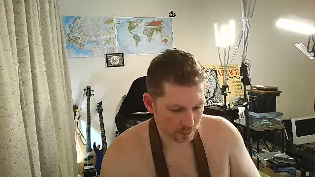 roouse – webcam model profile photo Image 12