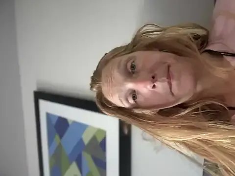 GoldenFlameGoddess Image 3